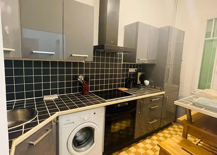 Recemment Renove Proche Gare Et Appartement Nice